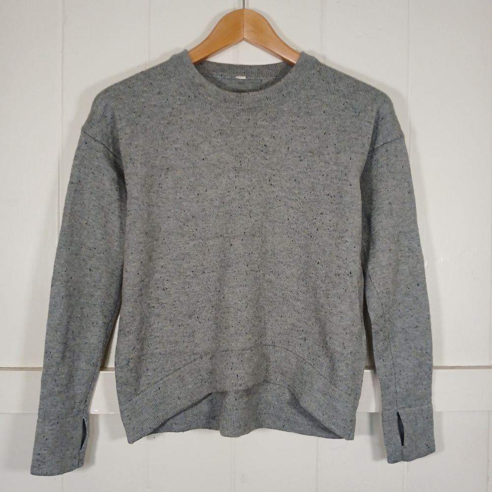 Lululemon Sweater Womens 6 Grey Speckled Knit Thumbhole Crewneck Pullover